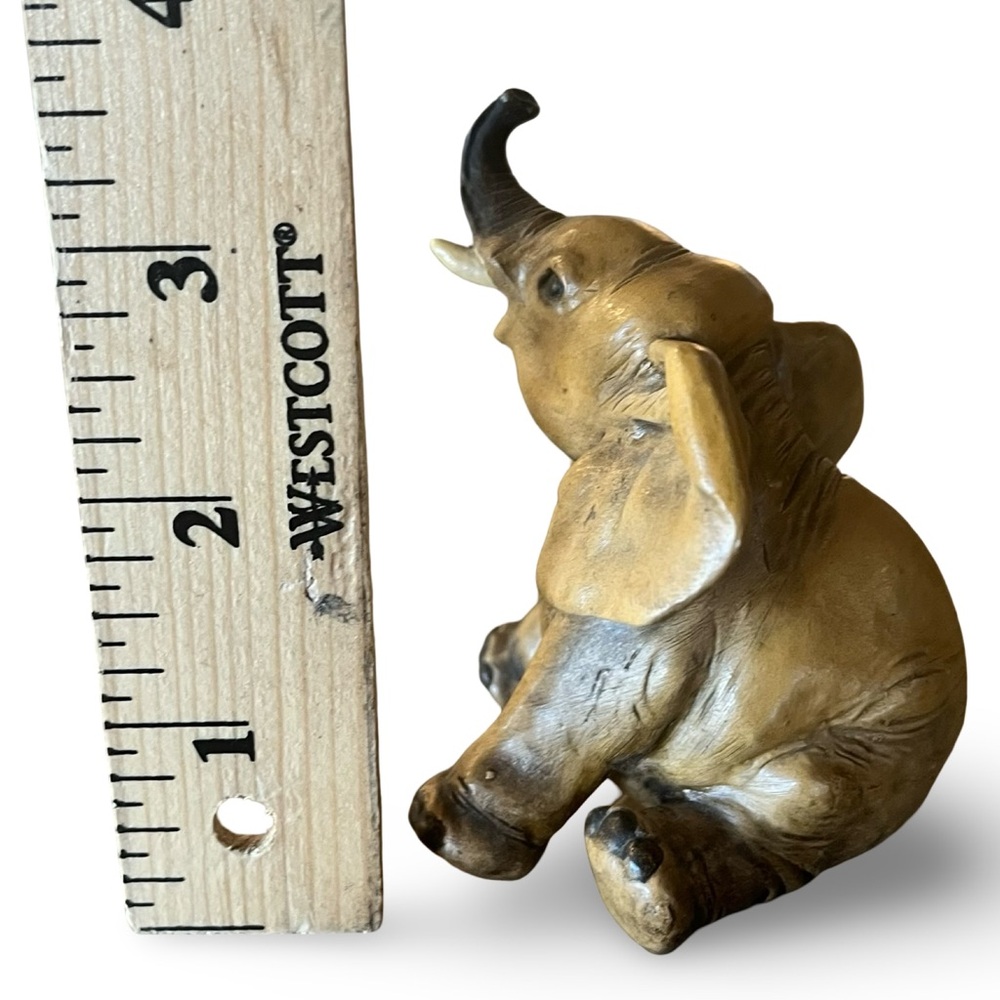Vintage Signed Guido Cacciapuoti Made in Italy Baby Elephant Figurine Trunk Up - Picture 10 of 10